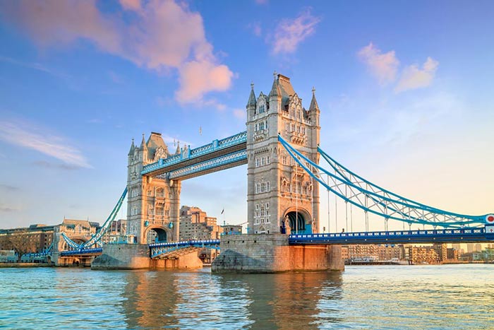 Read more about the article Solo Travel: Embracing Independence and Discovery